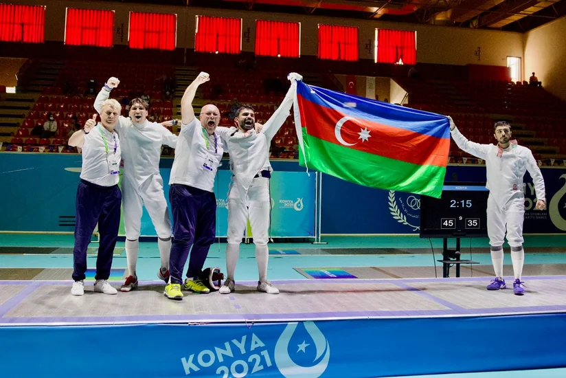 Azerbaijan men's fencing team wins gold medal