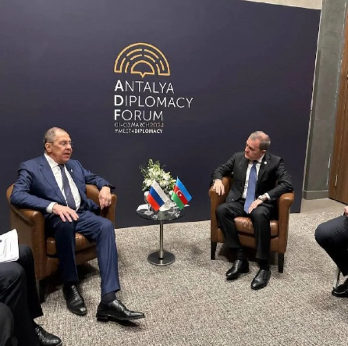 FMs of Azerbaijan, Russia mull post-conflict situation in region