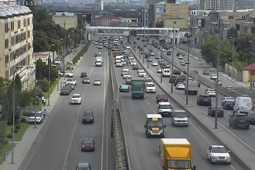 Bakıda qəza olub, yollarda sıxlıq yaranıb
