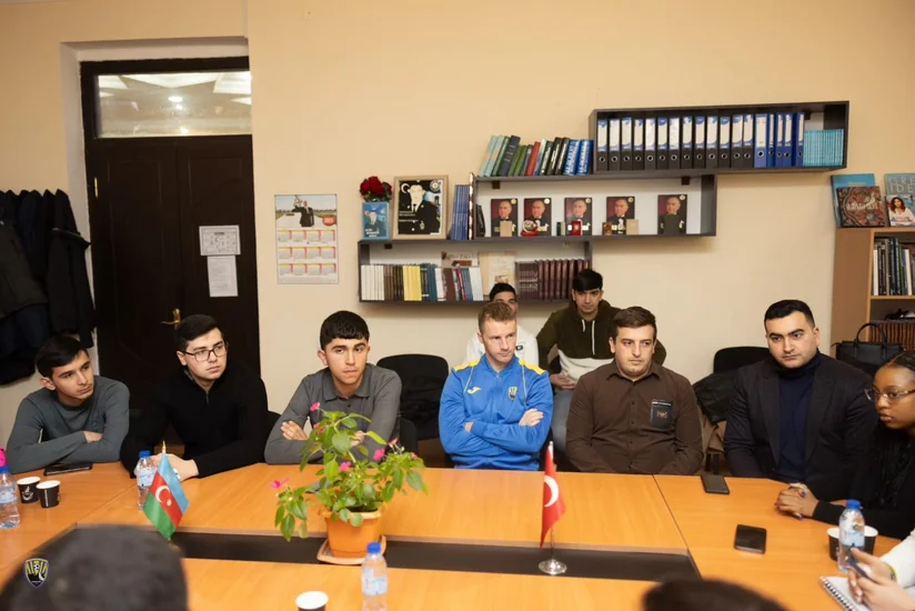 Kəpəzin futbolçuları Azərbaycan Dövlət Aqrar Universitetinin tələbələri ilə görüşüblər