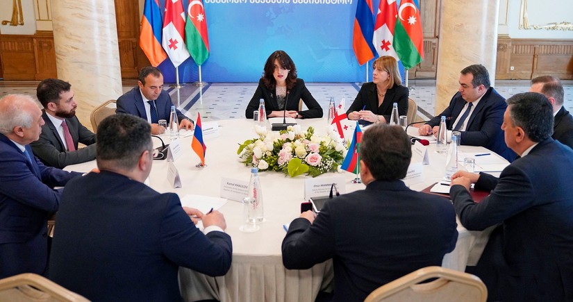 Azərbaycan, Gürcüstan və Ermənistan nümayəndələrinin görüşü olub, potensial əməkdaşlığa dair baxışlar təqdim edilib - YENİLƏNİB-3