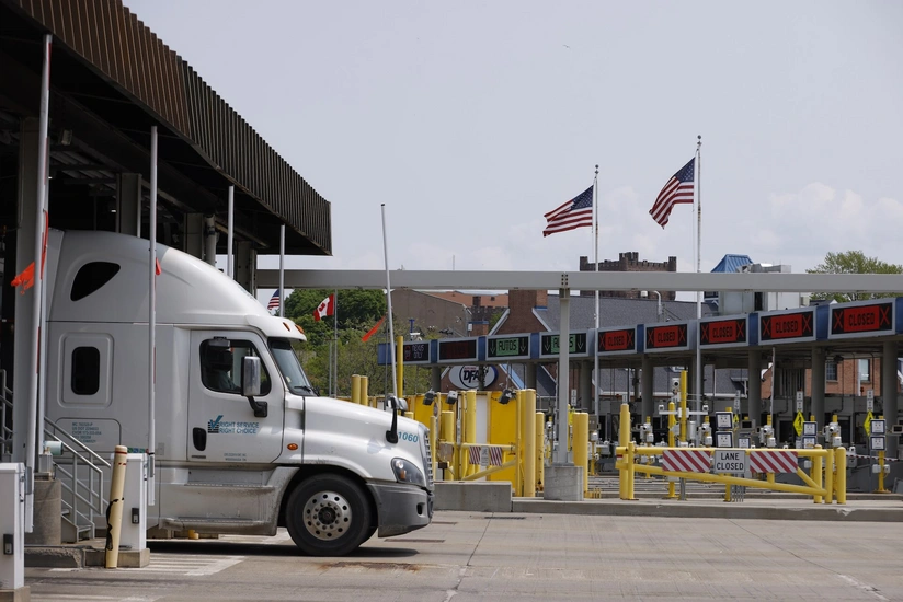 ABŞ Kanada, Çin və Meksikadan idxal edilən mallara rüsum tətbiq edəcək - YENİLƏNİB