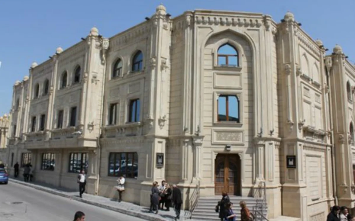 ​Bakı İslam Universitetində təhsil almaq istəyənlər komissiyadan keçməlidir