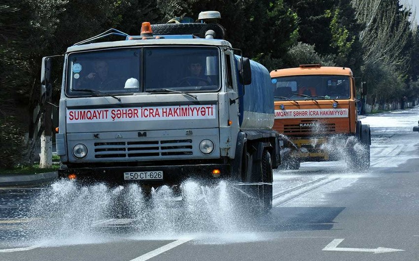 Sumqayıtda küçələr dezinfeksiyaedici məhlullarla yuyulur
