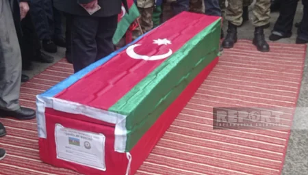 Laçında avtomobil qəzasında həlak olan hərbçi Gəncədə dəfn olunub - YENİLƏNİB 