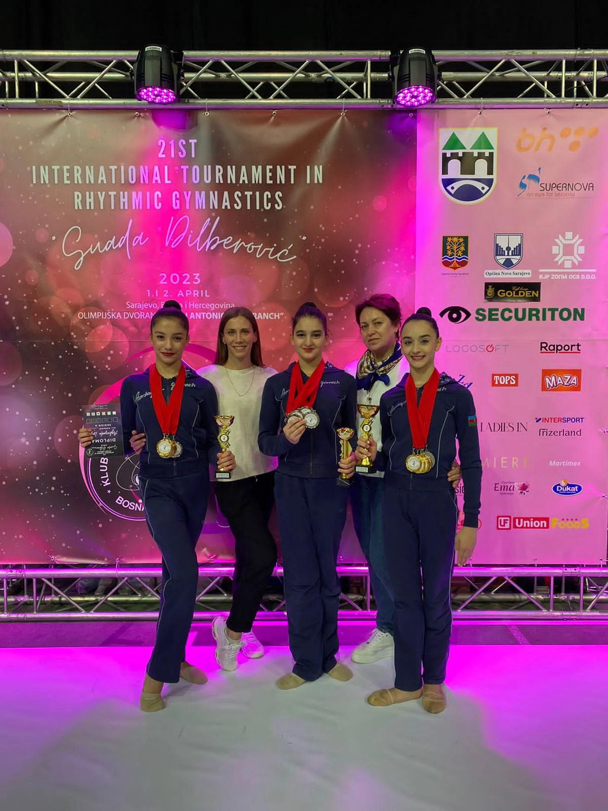 Azərbaycan gimnastları beynəlxalq turnirdə 15 medal qazanıblar