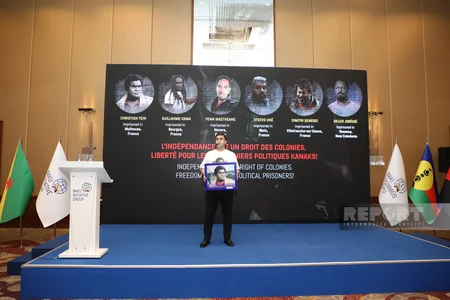 Flash mob held in Baku to support those fighting against colonialism