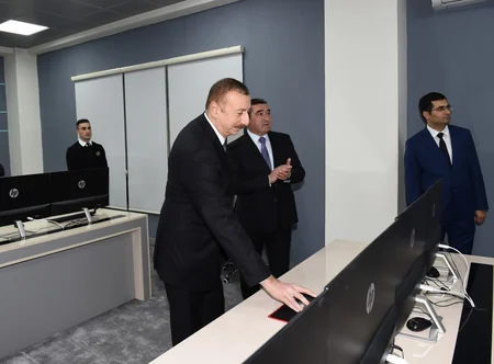 Azərbaycan Prezidenti Sumqayıt Kimya Sənaye Parkında olub