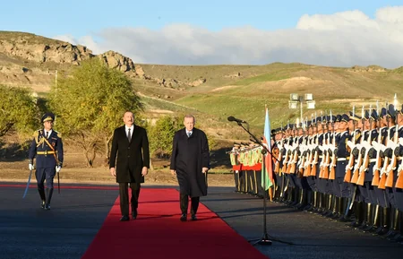 Ərdoğanı Zəngilanda Prezident İlham Əliyev qarşılayıb