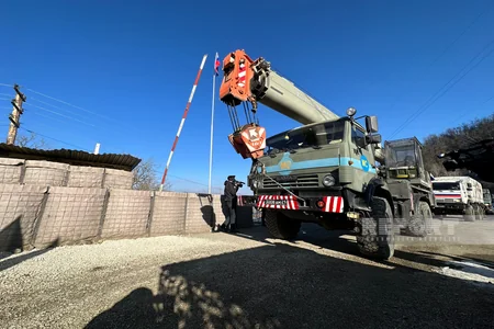 Bu gün Xankəndi-Laçın yolundan sülhməramlıların 45 avtomobili maneəsiz keçib - VİDEO - YENİLƏNİB-9