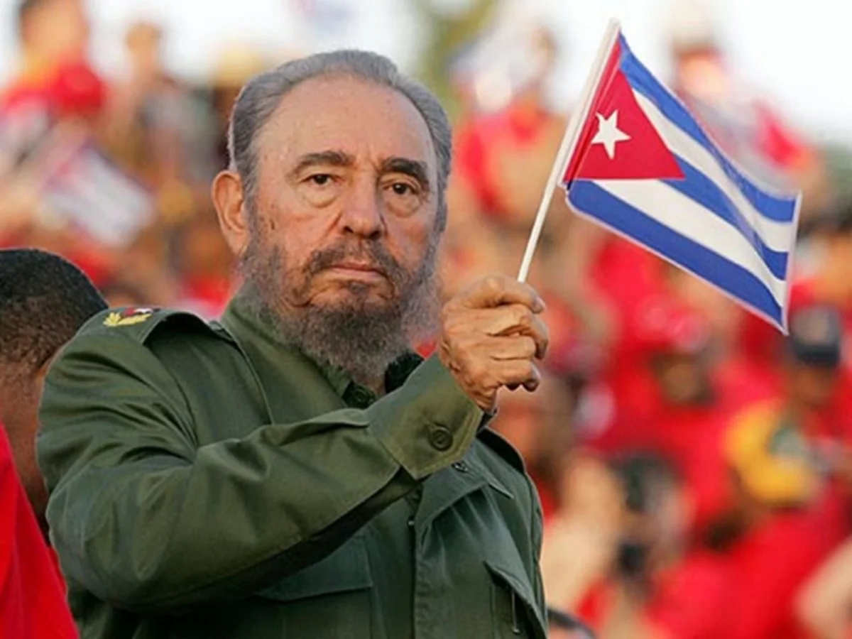 Kubada ictimai yerlərdə Fidel Kastronun adından istifadə qadağan edilib