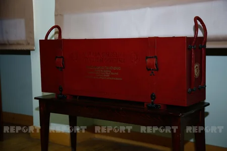 “Molla Nəsrəddin” jurnalının orijinal nüsxələri, Azərbaycan dilində 85 yaşlı kitab - REPORTAJ