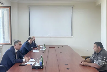 Kənd təsərrüfatı nazirinin müavini Tovuzda vətəndaşları qəbul edib