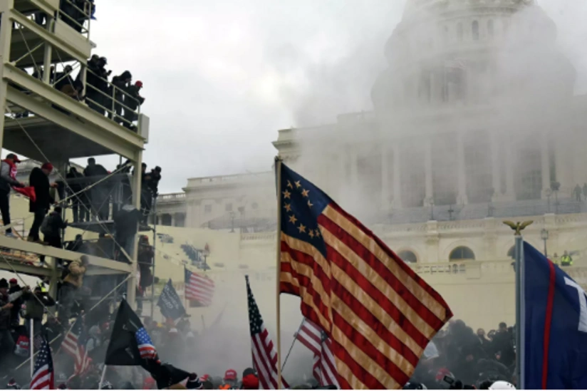 Вторжение протестующих в Капитолий стало первым с 1814 года
