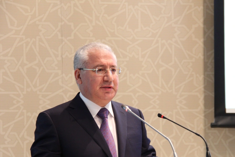 Heydər Əsədov: Azərbaycan xarici borclanmanı artırmalıdır