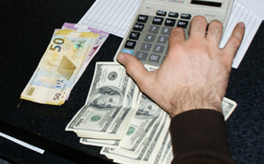 ​AMB: Fevralın 29-da dolların məzənnəsi 1,5655 manat olacaq