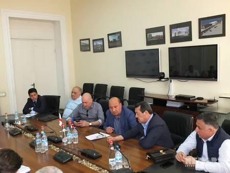 Bakı-Tbilisi-Qars dəmir yolu xəttinə baxış keçirilir
