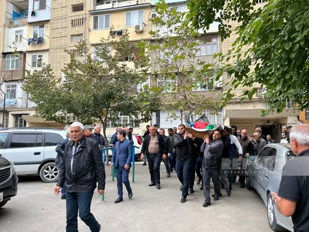 Ermənilərin törətdiyi terror aktı nəticəsində Şuşada həlak olan mülki şəxs dəfn olunub - YENİLƏNİB