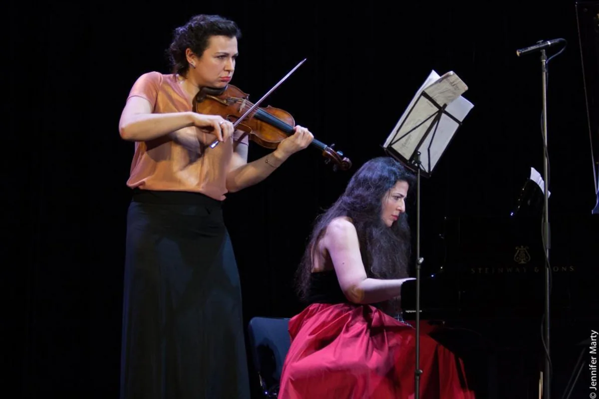 Azərbaycan pianoçusu beynəlxalq festivalda Sarı gəlini ifa edib - VİDEO