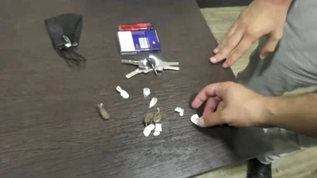 Sosial şəbəkələrdə görüntüləri yayılan narkotik satışı ilə məşğul olan şəxs saxlanılıb