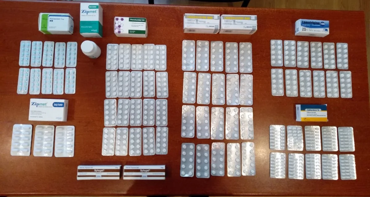 İrandan gələn yük maşınından dərman preparatları götürülüb