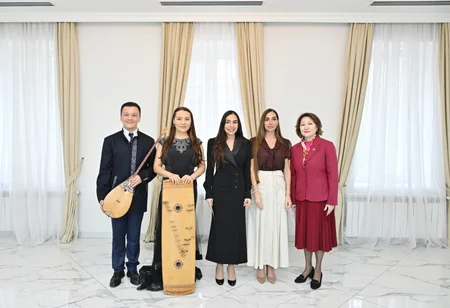 Leyla Aliyeva, Arzu Aliyeva visit Turkic Culture and Heritage Foundation