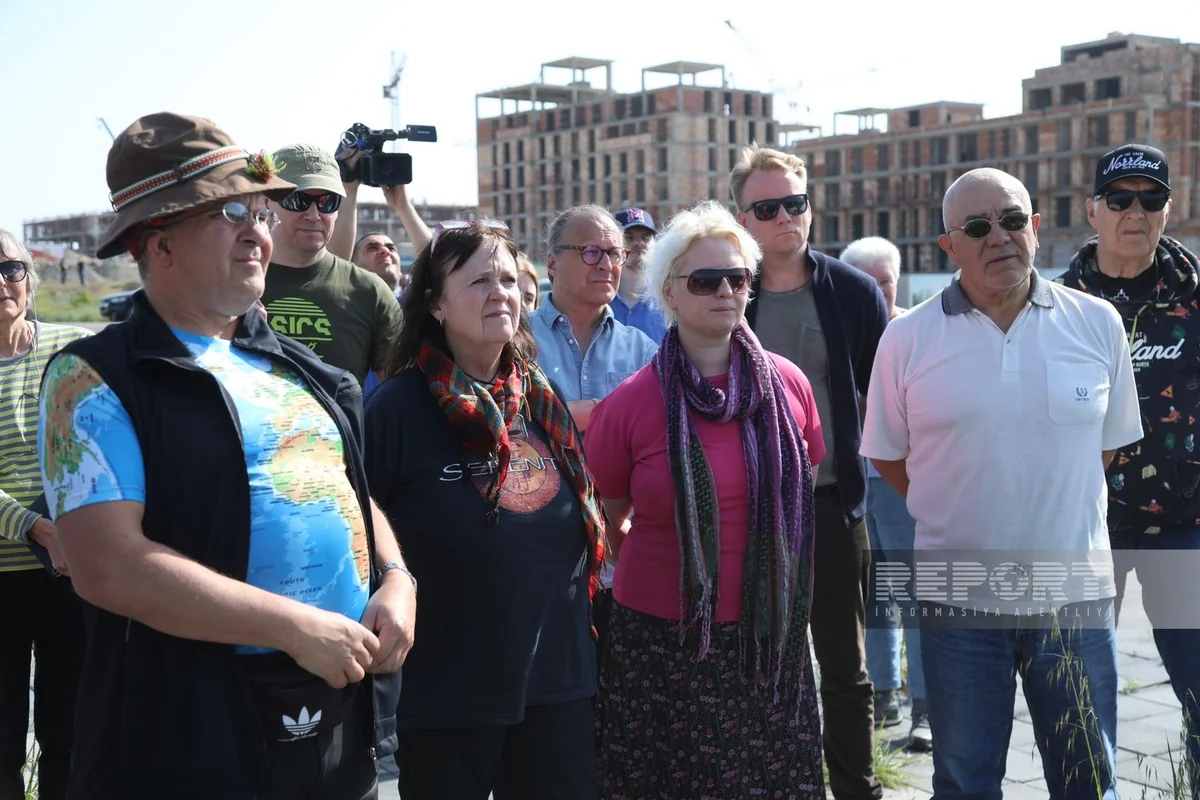 Famous travelers get acquainted with progress of restoration work in Azerbaijan’s Fuzuli