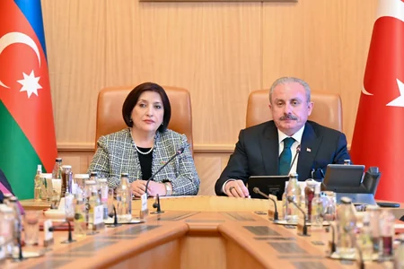 Mustafa Şentop: Ermənistanın Laçın yolu ilə mina və hərbi texnika daşınması qətiyyən yolverilməzdir