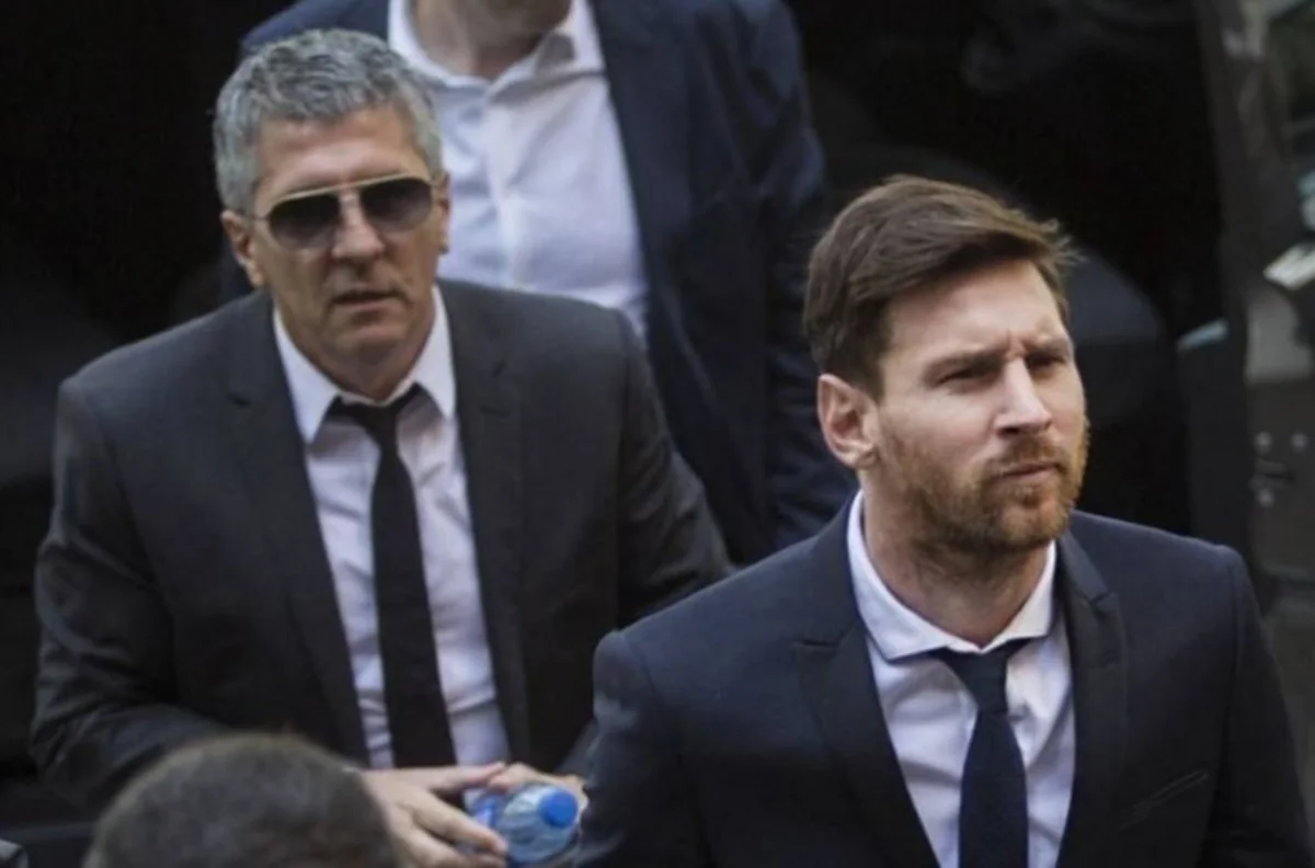 Barselona Messinin atası ilə danışıqlara başlayıb