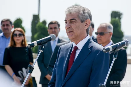 Bakı Bulvarında Dayanıqlı İnkişaf Məqsədlərinə həsr olunmuş stendlərin açılış mərasimi keçirilib
