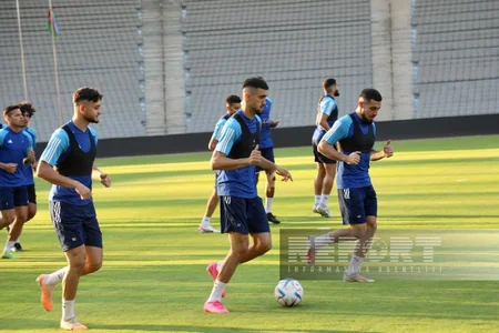 Qarabağ Olimpiyaya qarşı cavab oyunu ərəfəsində son məşqinə çıxıb