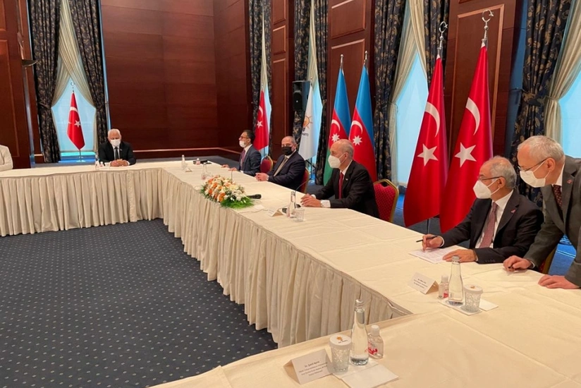 YAP və AKP əməkdaşlığa dair niyyət protokolu imzalayıb