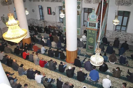 Gürcüstanda Ramazan bayramı namazları qılınıb
