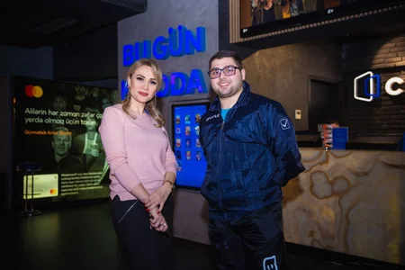 В CinemaPlus состоялся предпремьерный показ турецкой комедии Bayi toplantısı - ВИДЕО