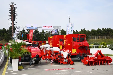 Prezident İlham Əliyev “InterFood Azerbaijan” və “Caspian Agro” sərgiləri ilə tanış olub - YENİLƏNİB