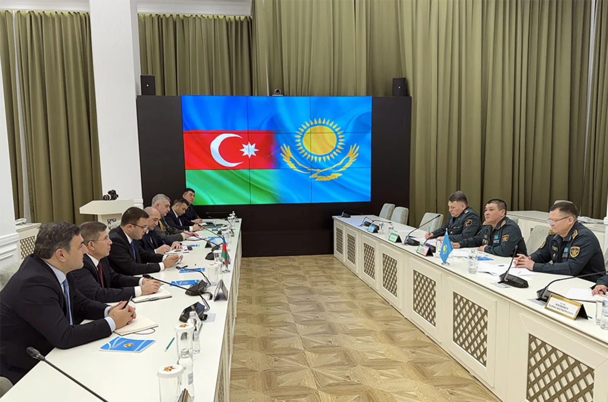 Azerbaijan and Kazakhstan discuss military cooperation