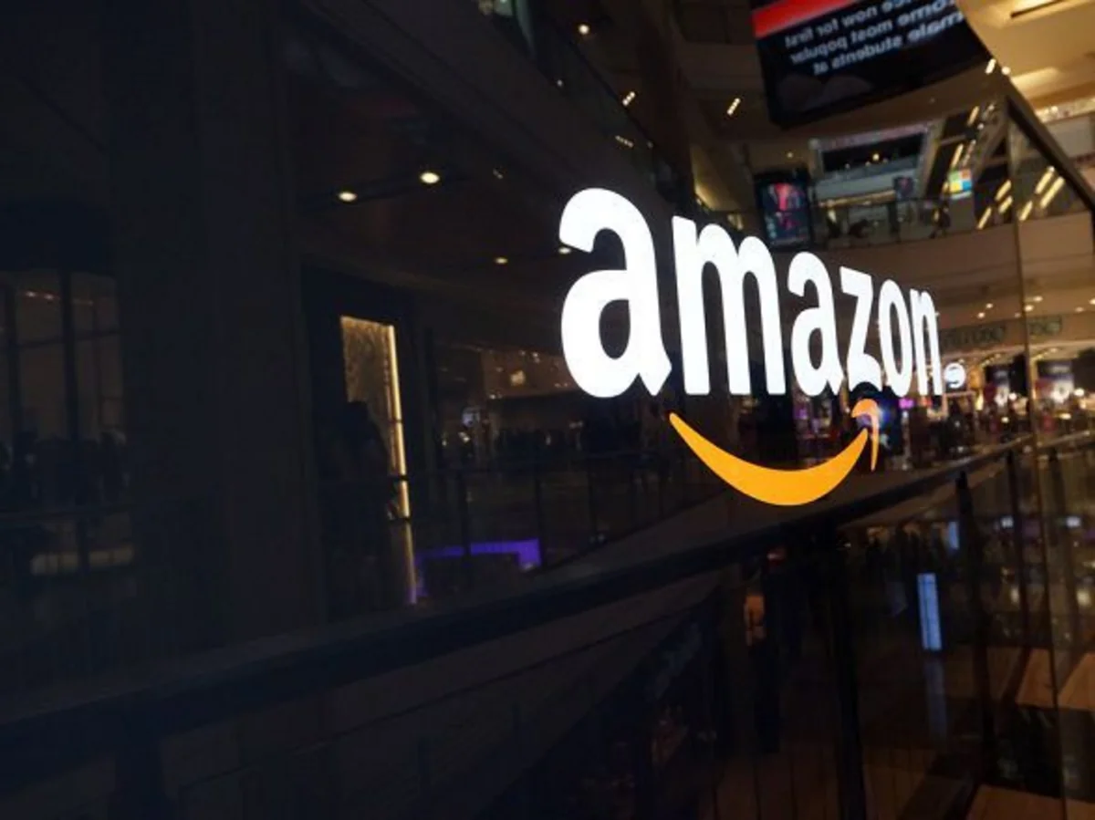 “Amazon” ilk dəfə müştərilərə nağd ödəniş etmək imkanı yaradıb