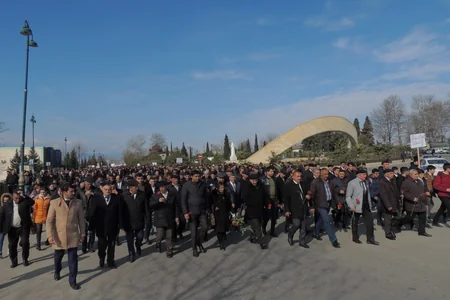 Tərtərdə Xocalı soyqırımı ilə əlaqədar ümumrayon yürüşü keçirilib
