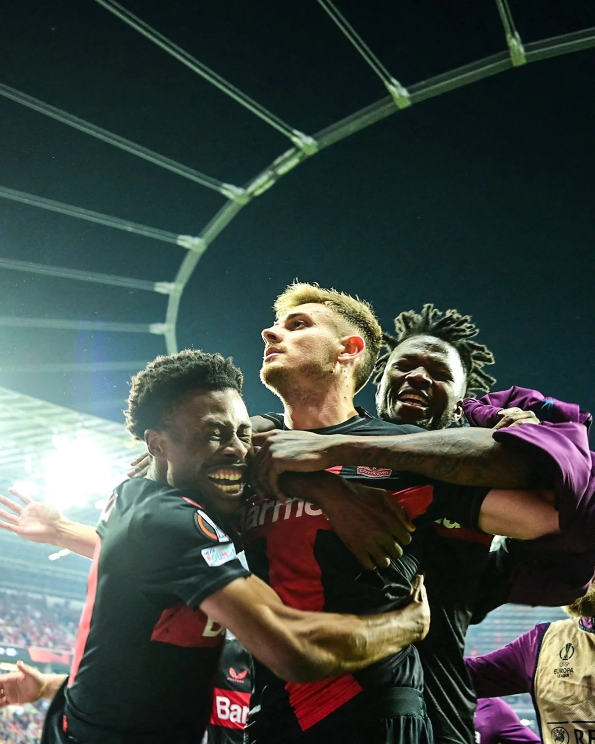 Bayer 04 cari mövsüm 90-cı dəqiqədən sonra 17 qol vurub