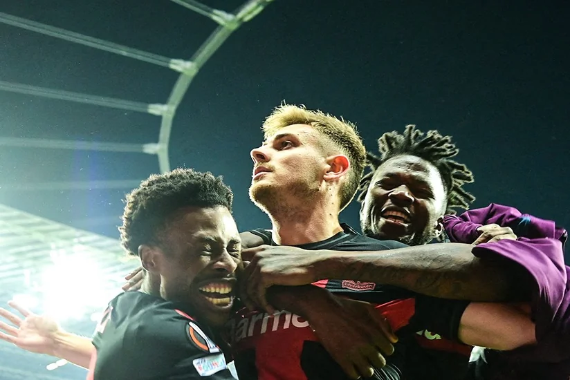 Bayer 04 cari mövsüm 90-cı dəqiqədən sonra 17 qol vurub