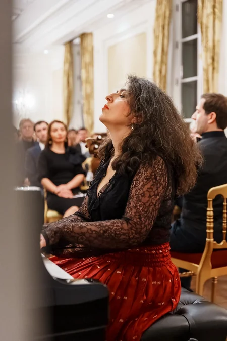 Parisdə Ümummilli Lider Heydər Əliyevə həsr edilmiş konsert keçirilib