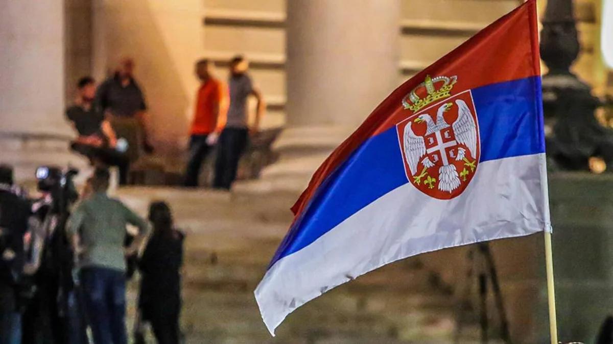 Serbiya və Monteneqro bir-birlərinin səfirlərini ərazilərindən çıxarır