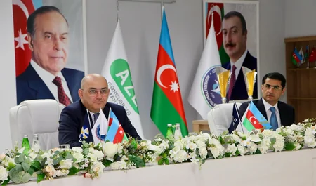 AVF rəsmiləri Azərbaycan çempionu olan Azərreyl klubunun üzvləri ilə görüşüblər