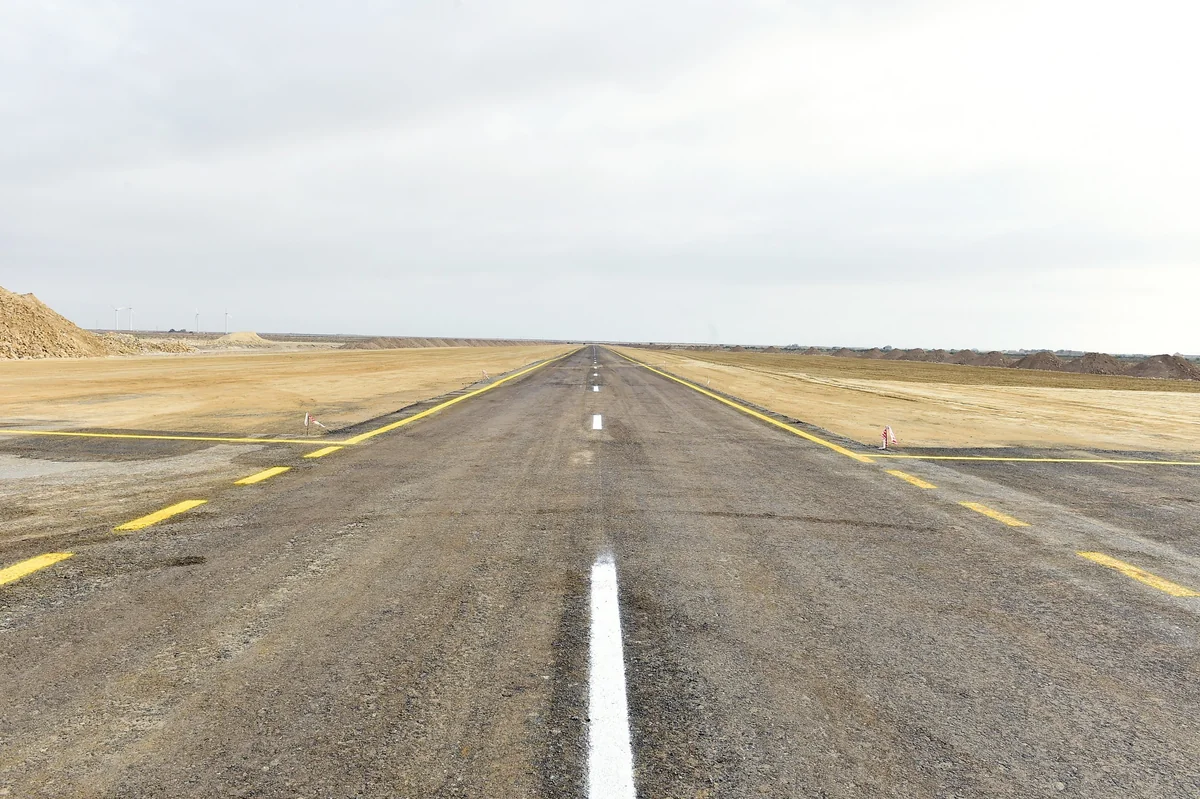 Prezident Bakı-Quba-Rusiya ilə dövlət sərhədi ödənişli avtomobil yolunda aparılan tikinti işlərinin gedişi ilə tanış olub - YENİLƏNİB