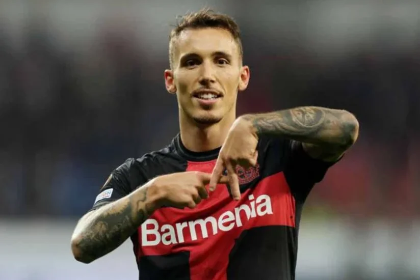 Milan Qarabağın rəqibinin futbolçusunu heyətinə qatmaq istəyir