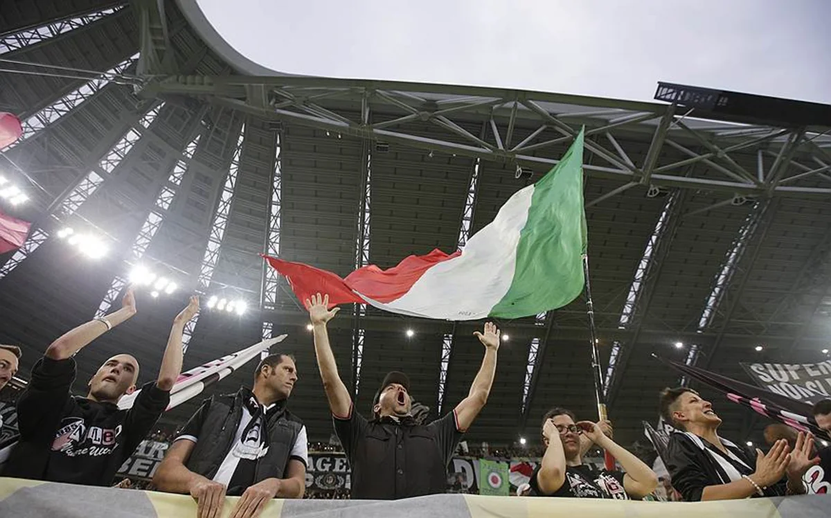 ​İtaliyada danışılmış futbol oyunları ilə bağlı 50 nəfər tutulub