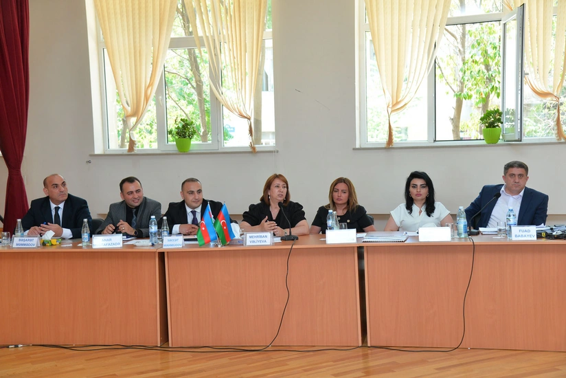 Bakı məktəbləri hesabat verir