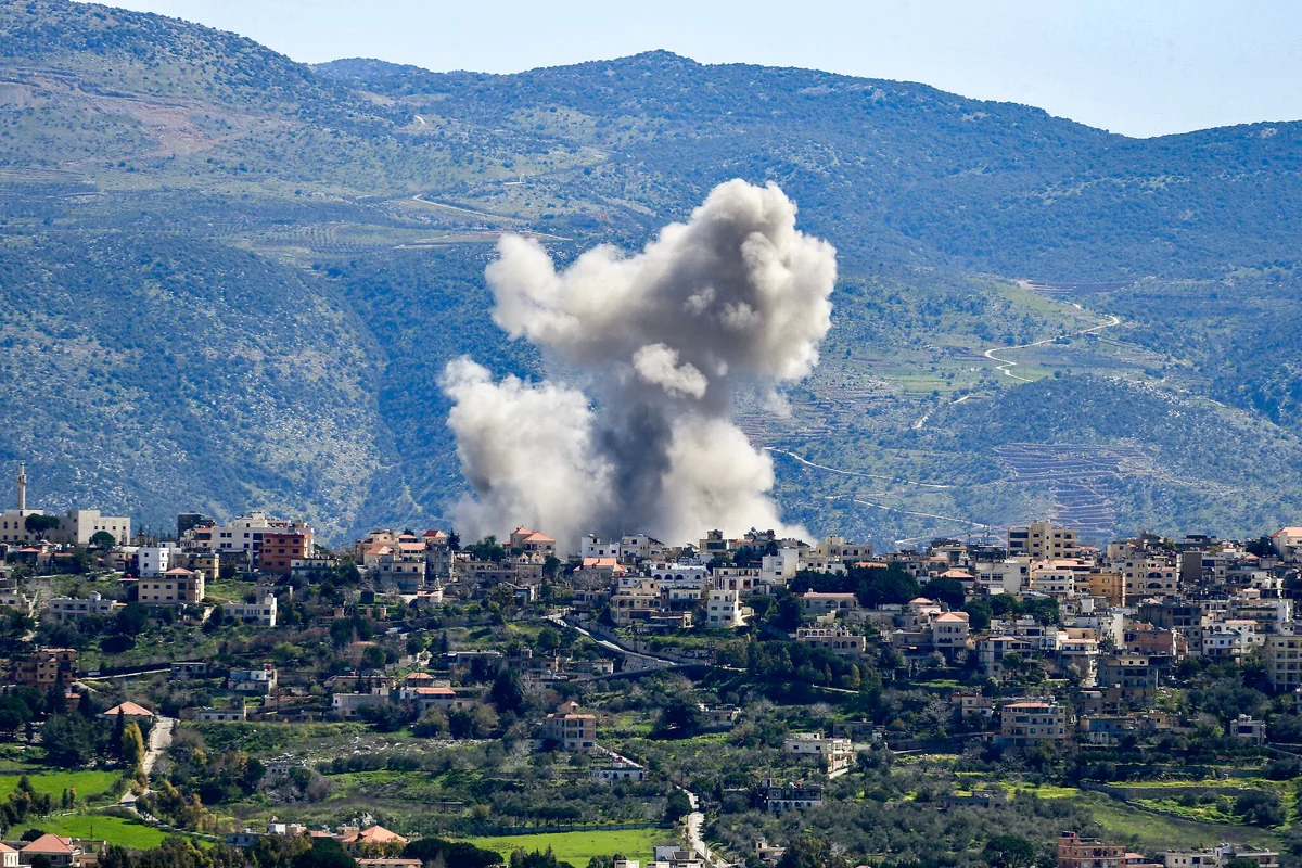 Israel launches airstrikes on Hezbollah bases in eastern Lebanon