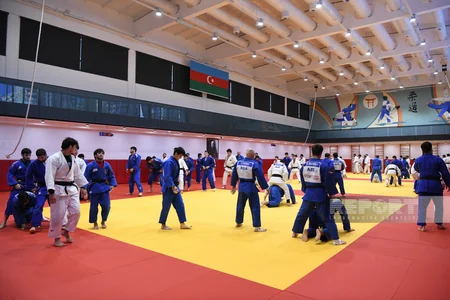 Avropa çempionatında iştirak edəcək Azərbaycanın cüdo millisi növbəti məşqinə çıxıb