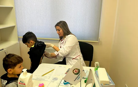 Laçında uşaqların kompleks tibbi müayinəsi aparılıb